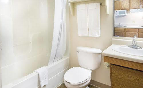 Woodspring Suites Springfield Buitenkant foto